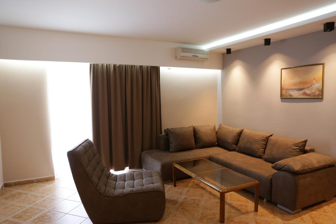 Hotel Comfort Ulcinj Esterno foto
