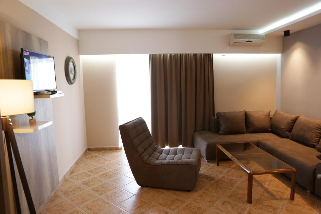 Hotel Comfort Ulcinj Esterno foto