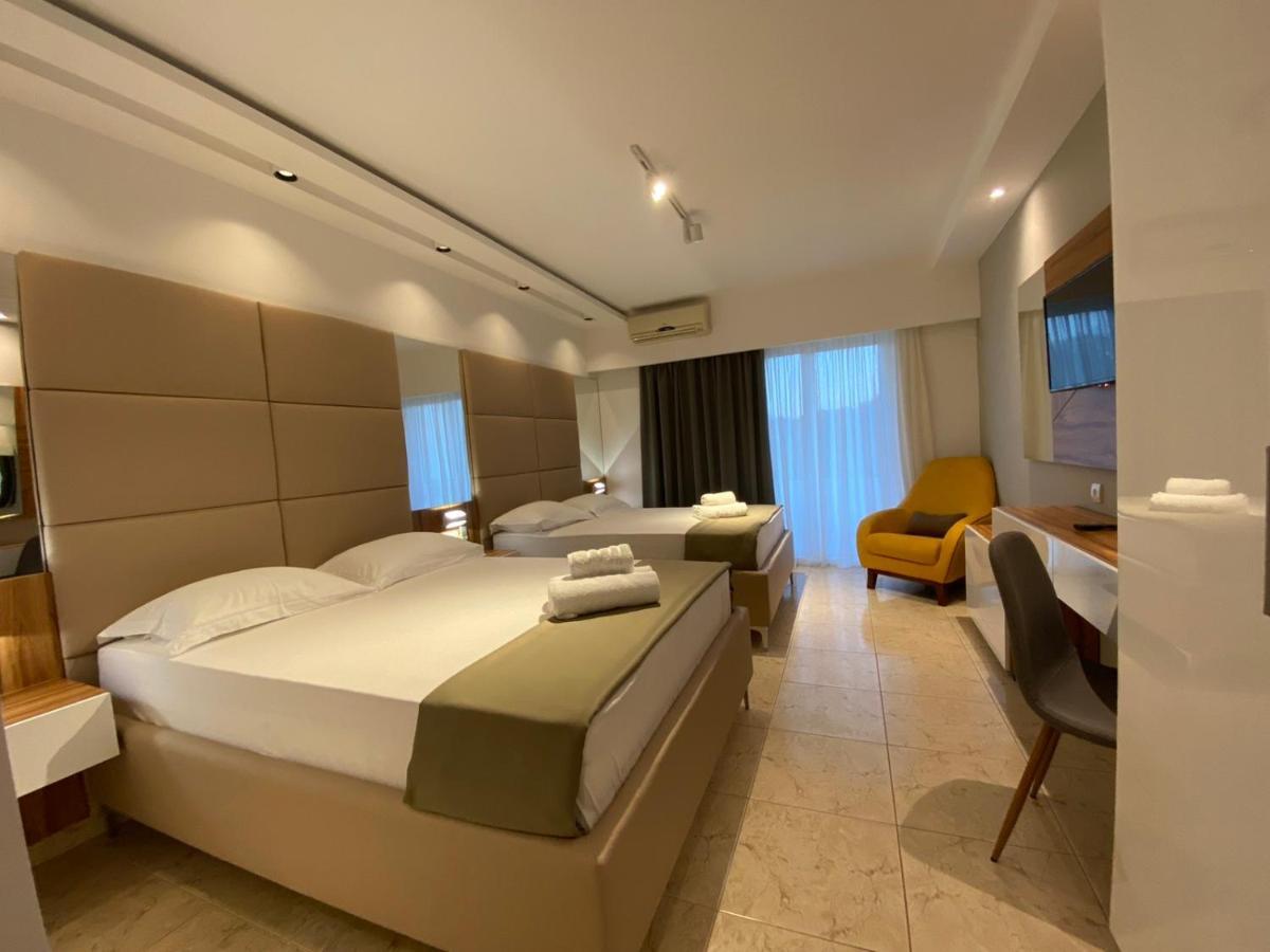 Hotel Comfort Ulcinj Esterno foto