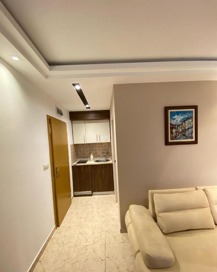 Hotel Comfort Ulcinj Esterno foto