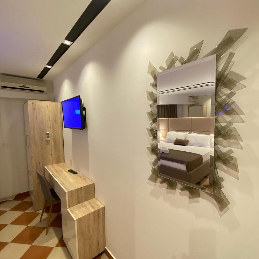 Hotel Comfort Ulcinj Esterno foto