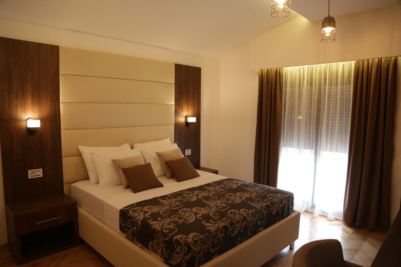 Hotel Comfort Ulcinj Esterno foto