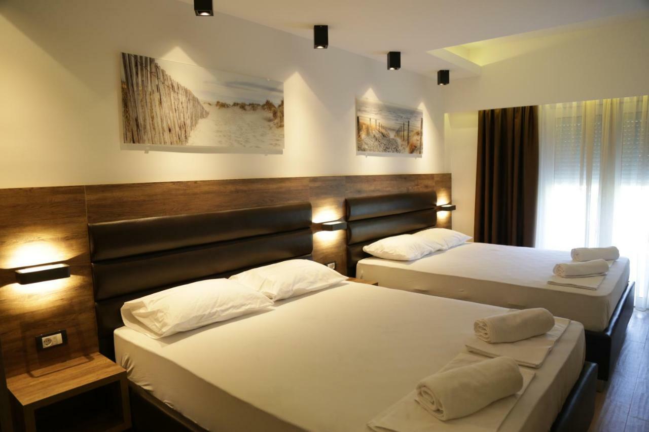 Hotel Comfort Ulcinj Esterno foto